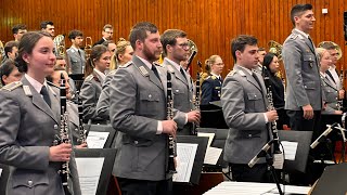 Viribus unitis Marsch Ausbildungsmusikkorps der Bundeswehr  Benefizkonzert Gießen 12032023 [upl. by Nairdad]